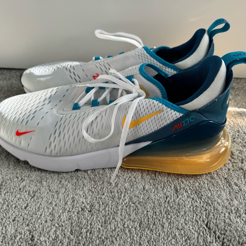 One pair of men’s Nike air max 270